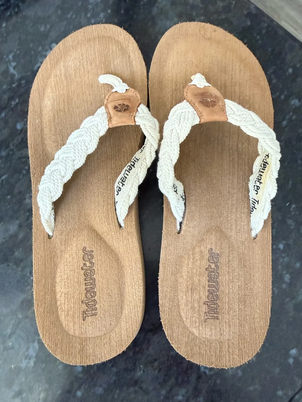 Tidewater Women’s Nantucket Harbor White Braided Rope Flip Flops Size 9/10 L